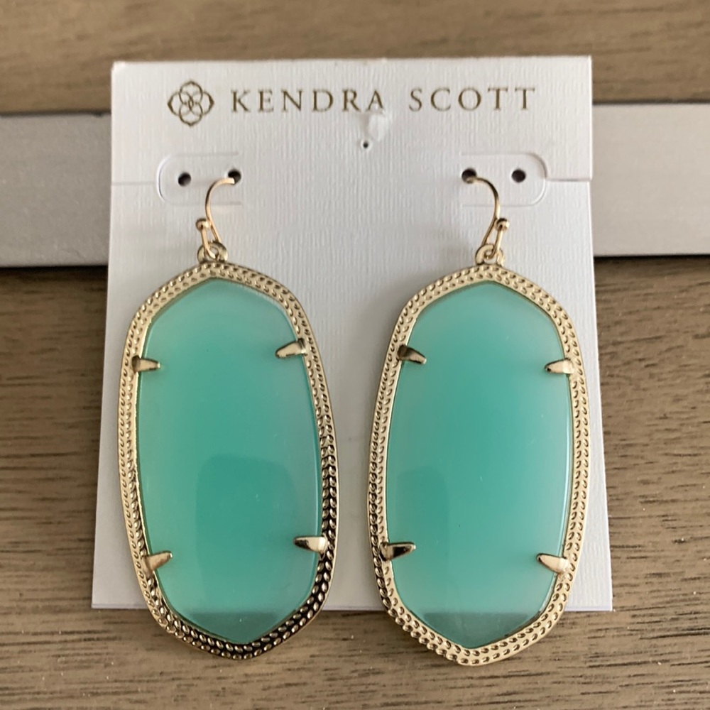 Kendra Scott Danielle Earrings